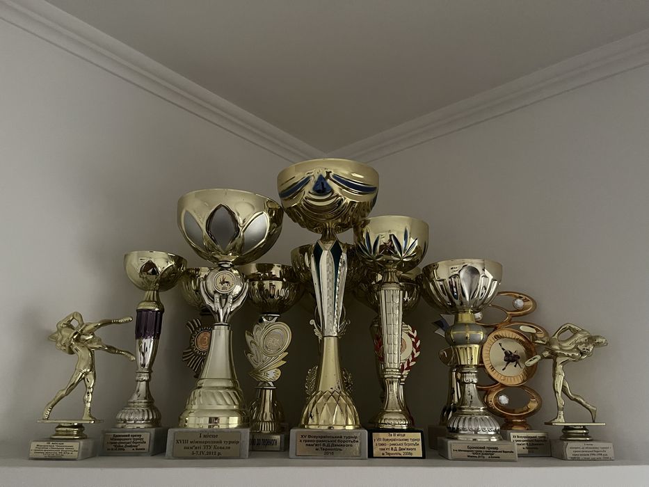 Кубки і медалі кубки і медалі