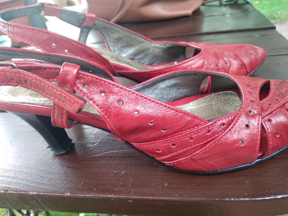 Półbuty  "Alberto Violli" rozmiar 38