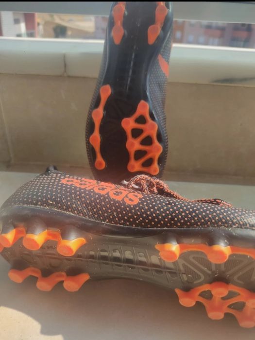 Chuteiras Adidas Techfit