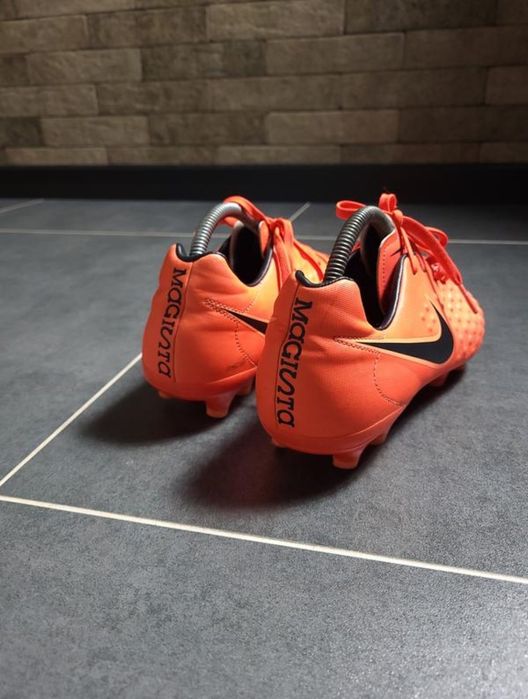 бутси, копочки NIKE MAGISTA