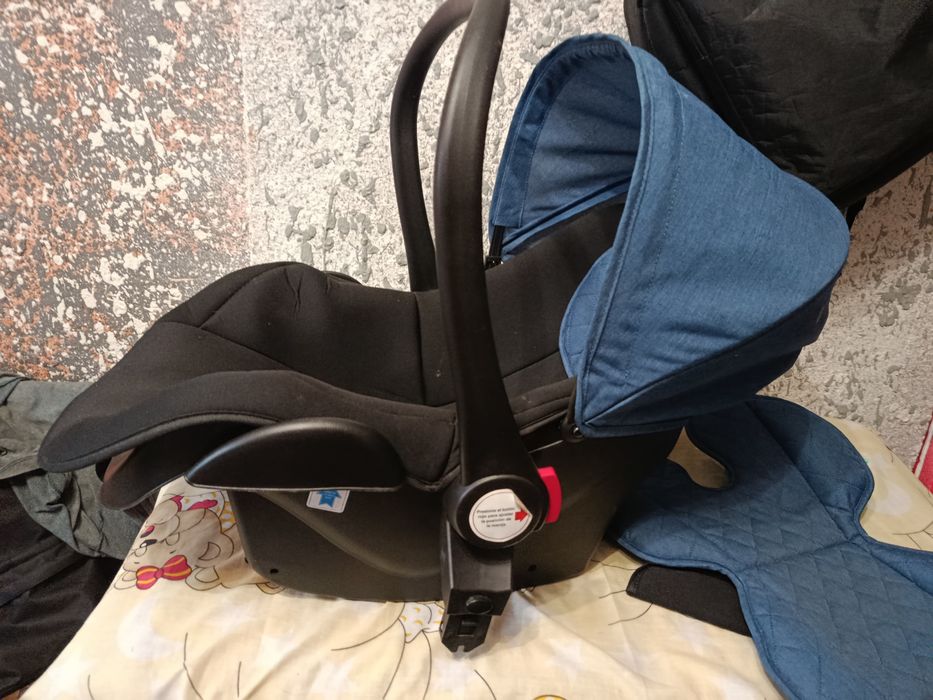 Продам Автокресло