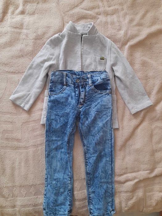 Продам на хлопчика одяг