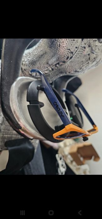 Frogskins Oakley Original.