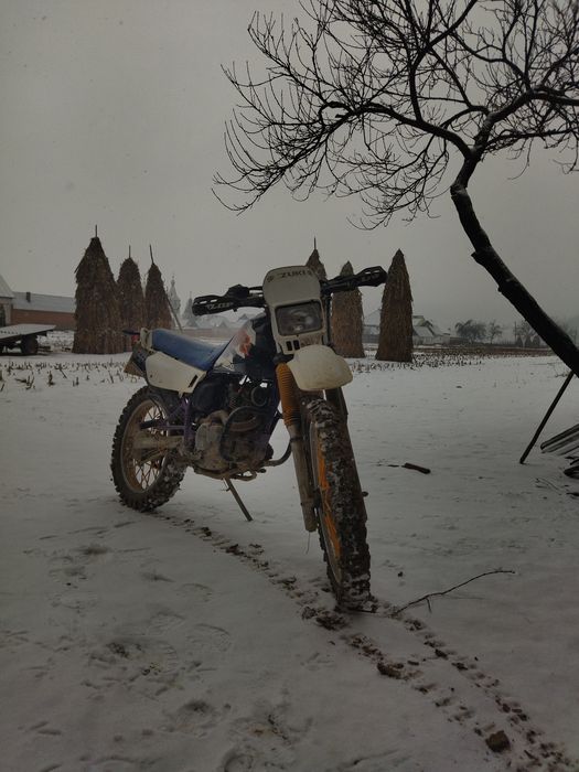 Suzuki Dr 125 SE