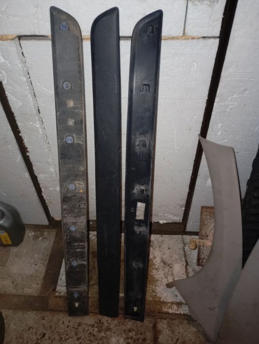 Стекло двери молдинг Рено кенгоо