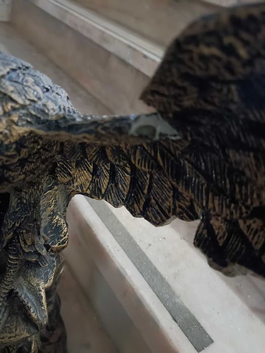 Estatua Águia do Benfica SLB
