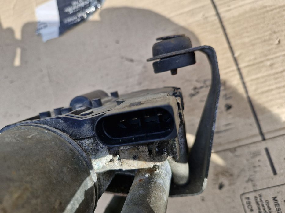 Mechanizm wycieraczek vw touran