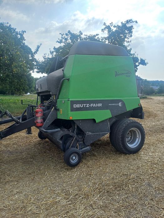 Prasa pasowa Deutz-Fahr Varimaster 560