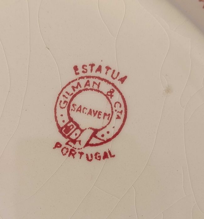 Terrina Sacavém Estátua