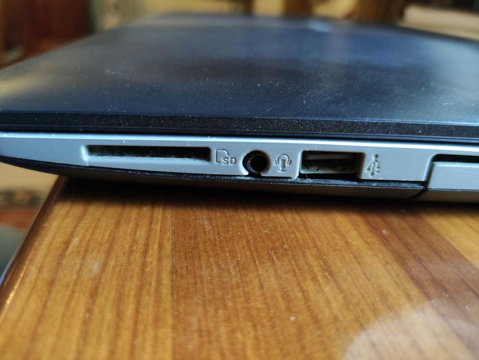 ASUS X556UF - Second-hand - Functional64752406453761124