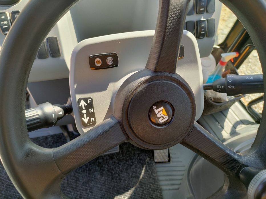 CAT 428(432)F2  2018г.в.