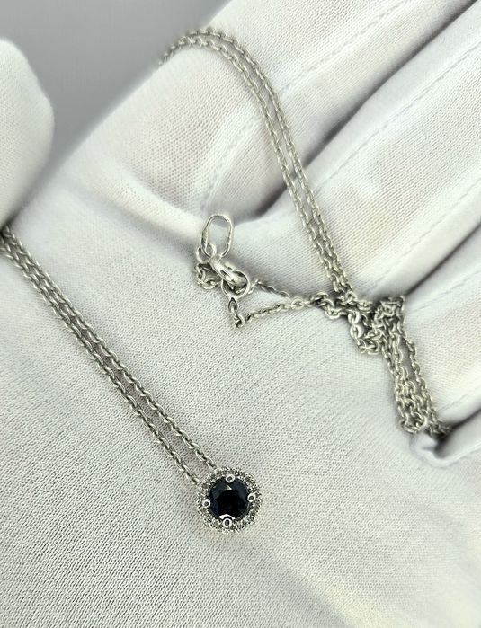 Подвеска с сапфиром и бриллиантами