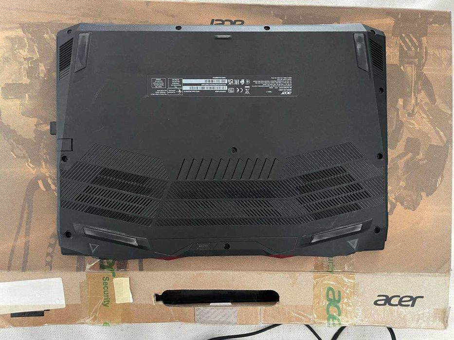 Laptop gamingowy Acer Nitro V AN515-57 (RTX3060, i5-11400H, 32gb RAM, 2x500gb SSD, 144Hz)