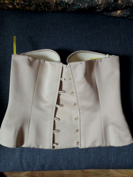 Продам выпускное платье