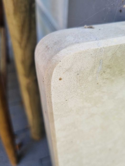 Parapety zewnętrzne z konglomeratu marmurowego