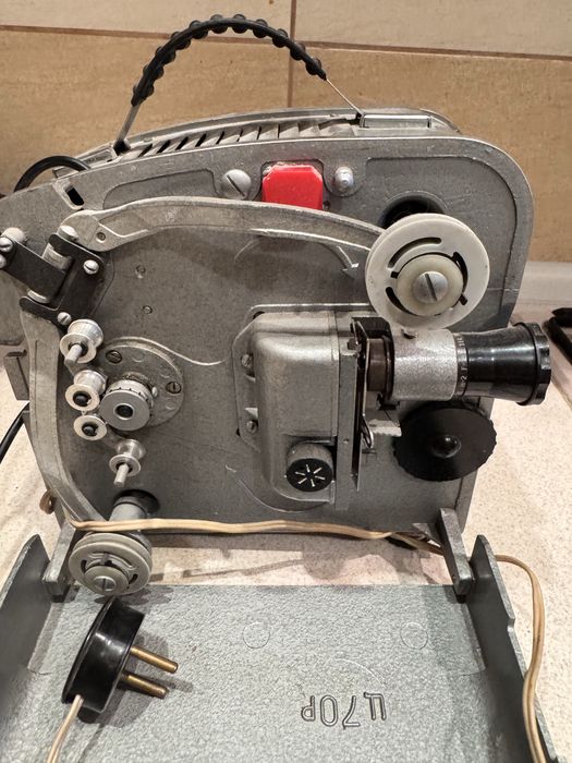 Кінокамера Лада