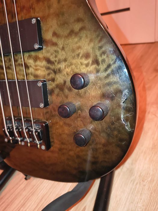 Epiphone Embassy IV Standard plus gitara basowa aktywna gibson