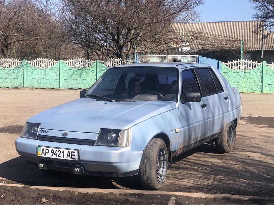 Продам машину славуту