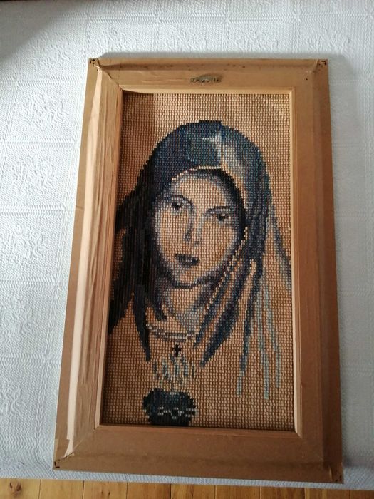 Quadro de Nossa Senhora em ponto de Arraiolos