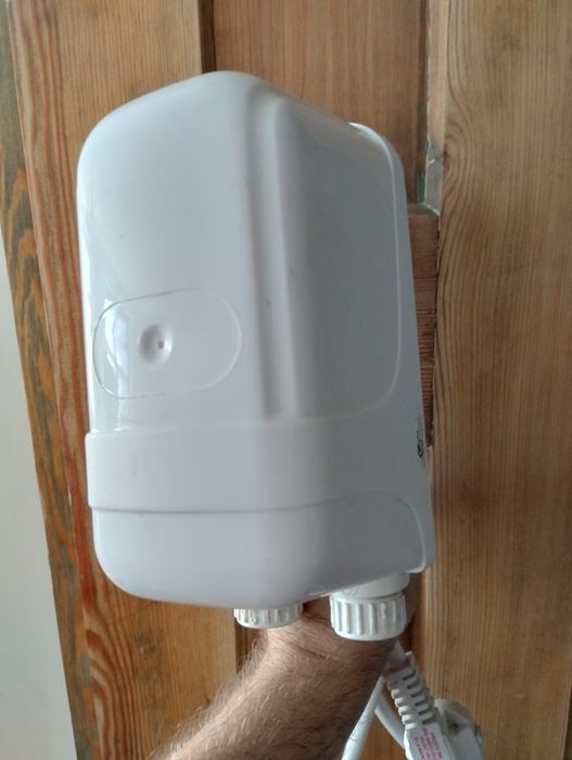 Podgrzewacz wody Dafi 3,7