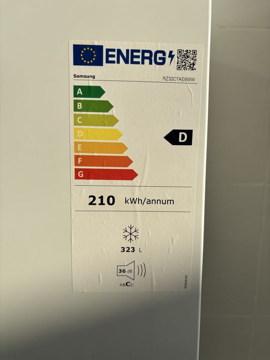 Морозильна камера Samsung, RZ32C7AE6WW