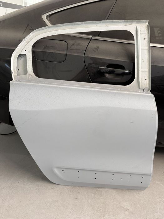 Porta trás direita RENAULT TWINGO III