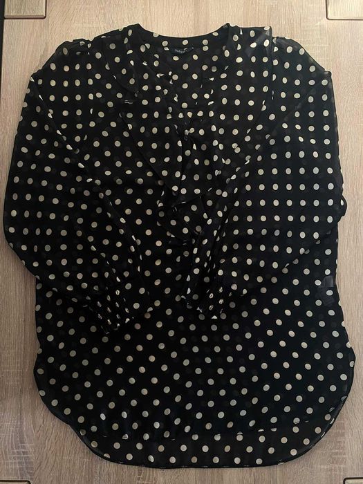 Czarna koszula w kropki 42