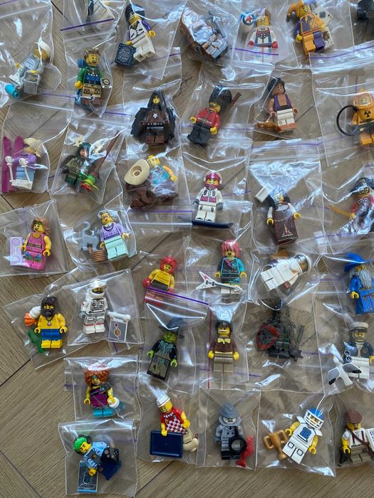 Lego minifigures series мініфігурки