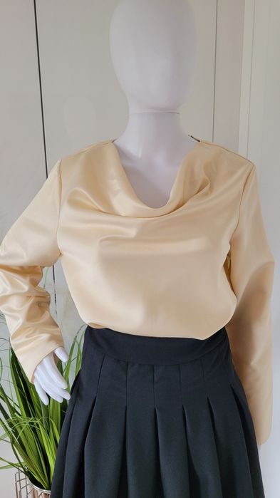 Elegancka bluzka damska satynowa z długim rękawem kremowa S/M/L