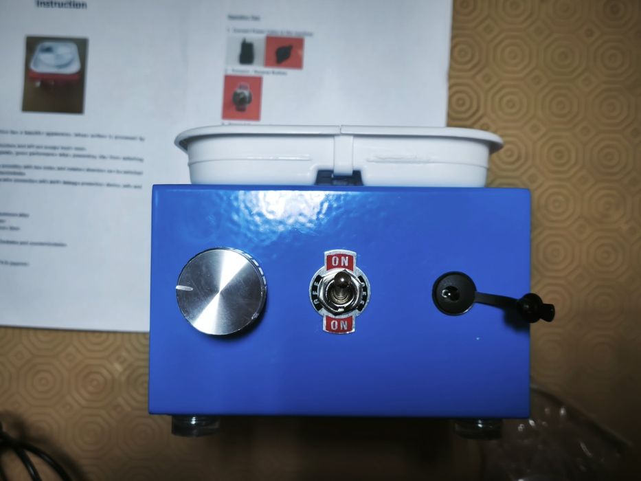 Mini roda de oleiro com variador velocidade