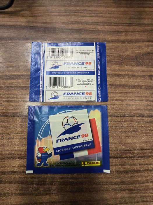 Saquetas fechadas cromos Panini Mundial 1998 e 2002
