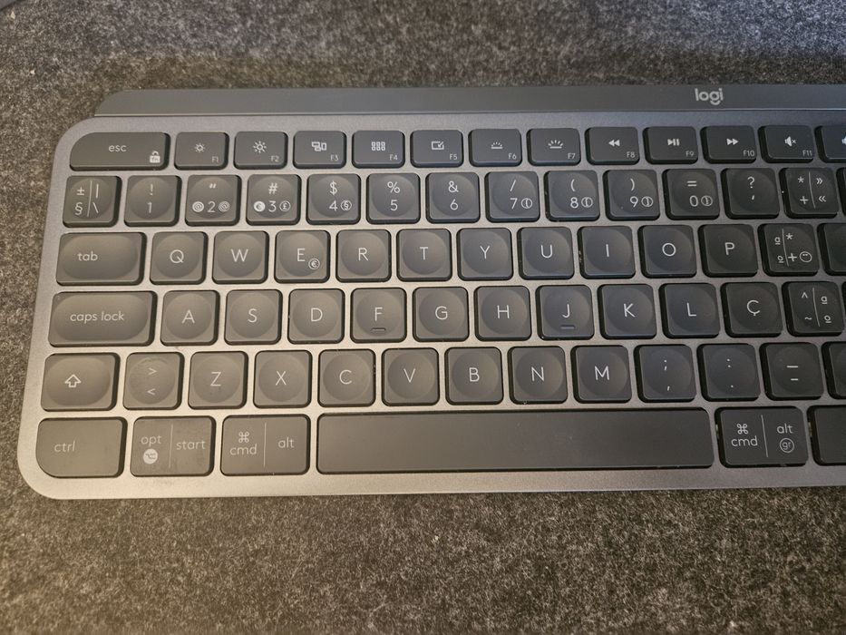 Logitech MX Keys