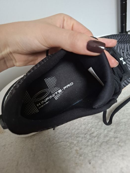 Buty do biegania Under Armour UA Infinite Pro