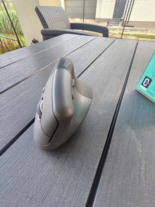 Sprzedam Myszkę Lift logitech