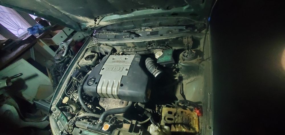 Продам авто Mitsubishi Carisma