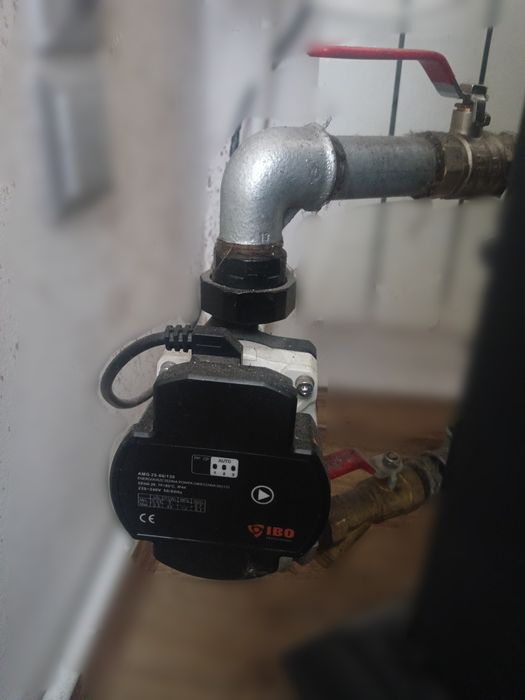 Kominek wolnostojący koza z płaszczem wodnym