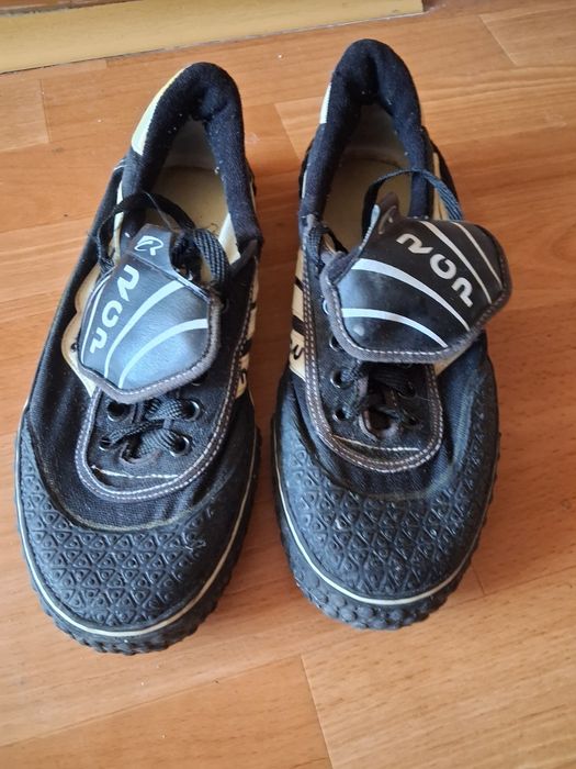 Кеди  гумові  р. 41