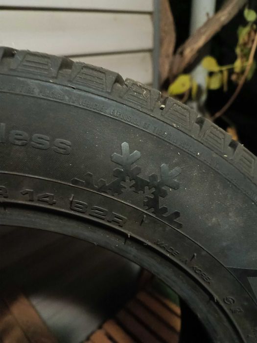 Шини зимові Kumho 14 на Nisan