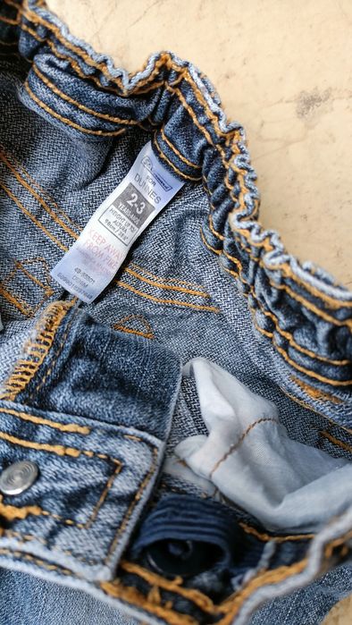 Spodnie jeansowe rozm. 98