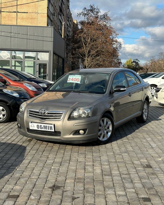 Продам Toyota Avensis  2006 рік можлива розстрочка,кредит,обмін!