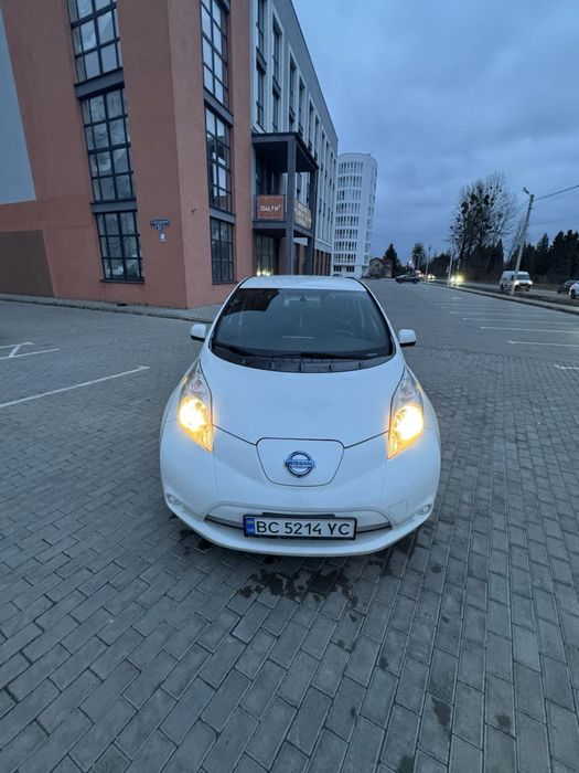 Nissan leaf 2013 рестал