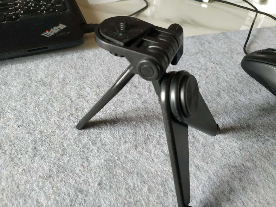 MINI Statyw do aparatu fotograficznego MOCNY, stabilny