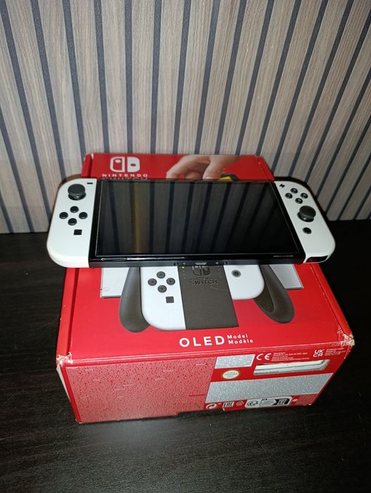 Nitendo switch oled desbloqueada