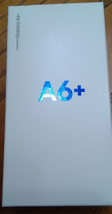 Telemóvel Samsung Galaxy A6 +