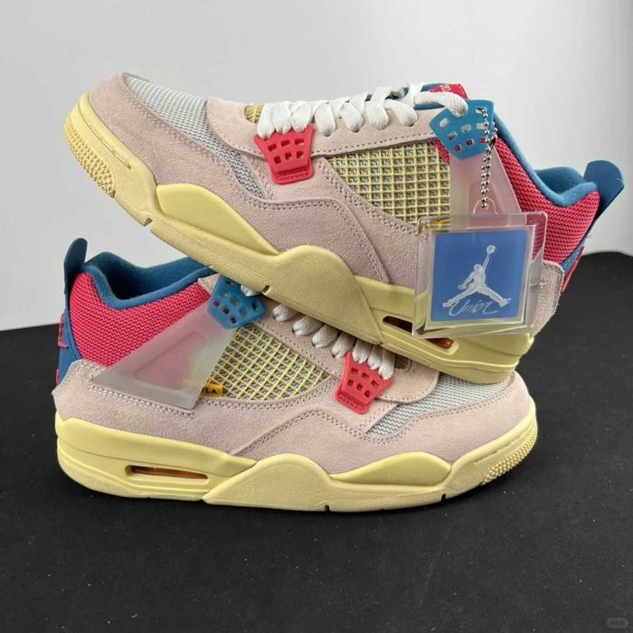 Jordan 4 retro sp guavaice 40