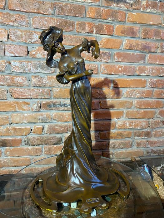 Настільна  лампа бронза