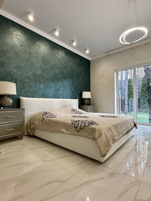 Крутий одноповерховий будинок з ремонтом, меблями та технікою. Ліс.