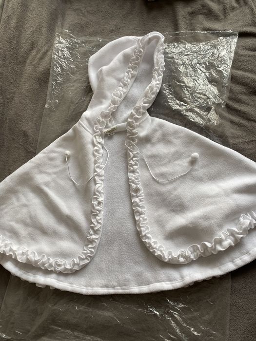 Peleryna komunijna biała z polaru