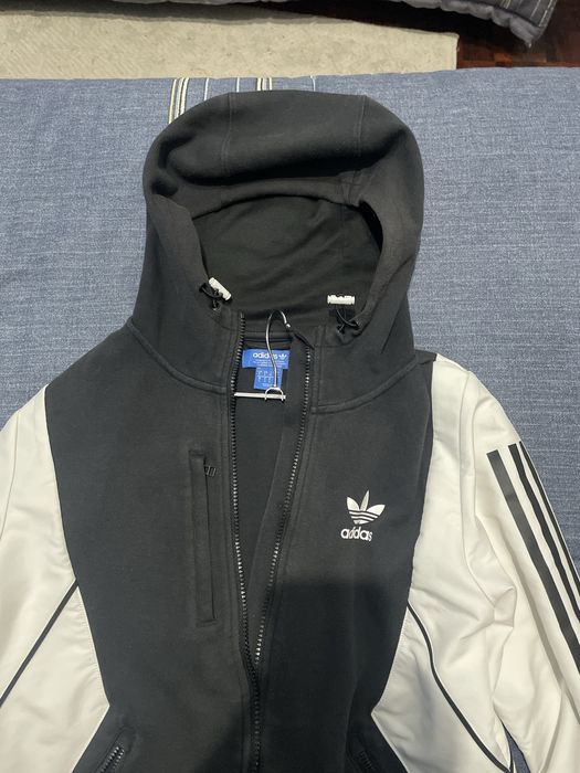 Casaco Adidas Preto e Branco