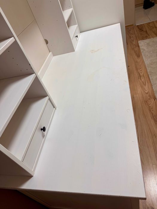 Biurko Ikea Hemnes, lite drewno, z nadstawką, białe